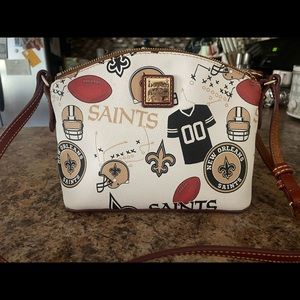 Crossbody purse